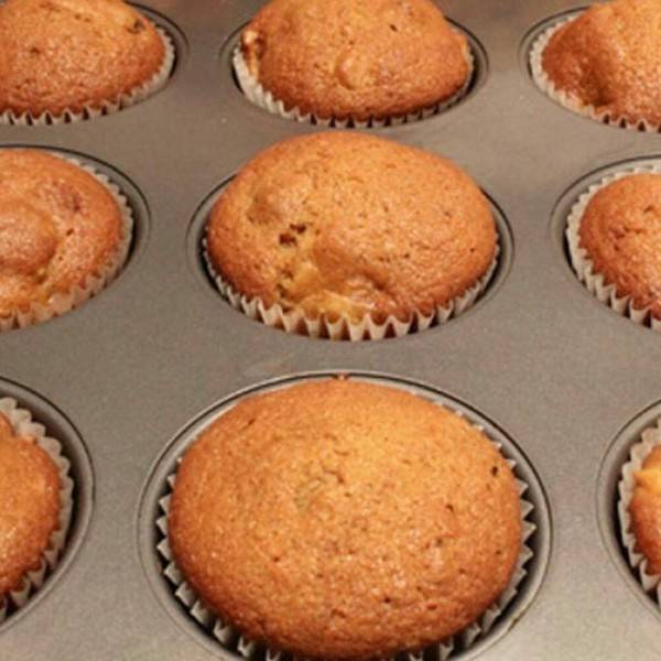 beicemania 12 pirottini Muffin Silicone pirottini Cupcake Stampo Muffin teglia Muffin Cerchio Rosso Giallo Gift Pack 