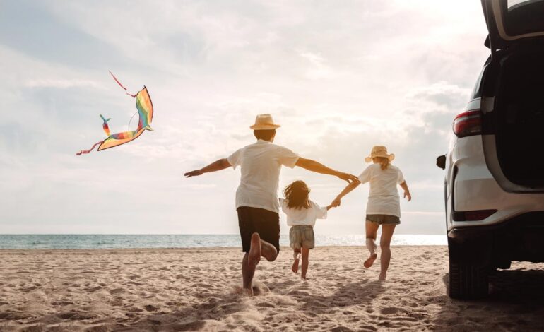Giochi da spiaggia: gli accessori per le attività più divertenti per bambini e adulti